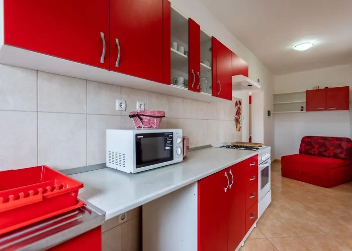 Nada Apartment Banjol