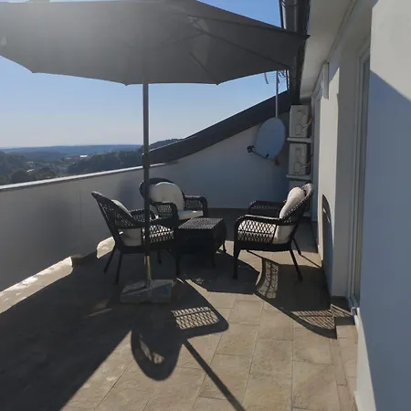 Nada Apartment Banjol